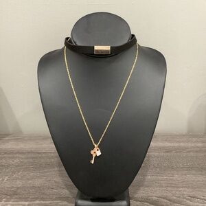 Costume Jewelry (1] Chocker & (1). Chain with key & lock